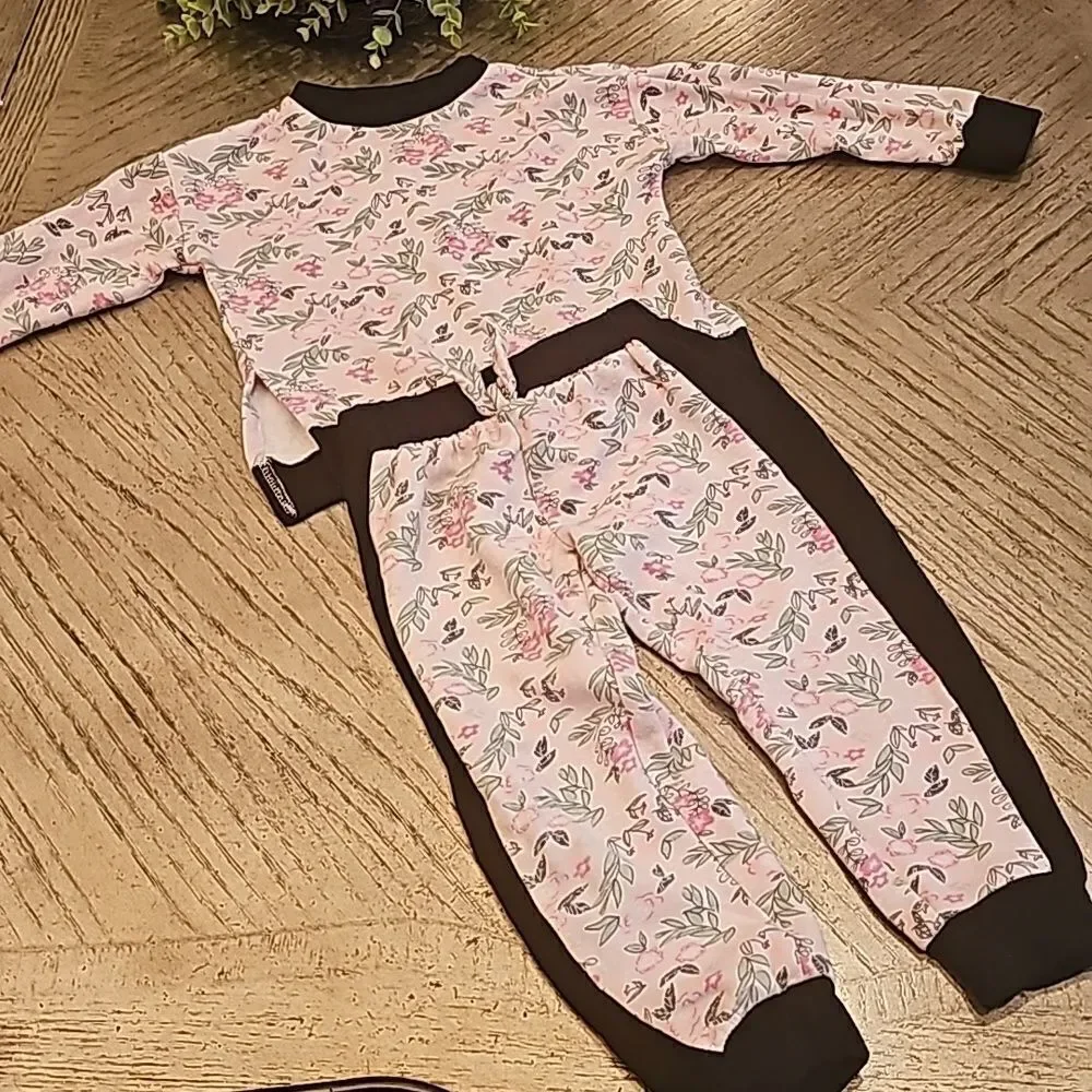 4T floral long sleeve pj set Limited Too